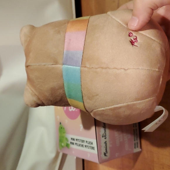 Moriah Elizabeth Cathy Mini Mystery Plush - Picture 3 of 9